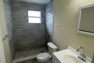 22 NW 8th Ave, Dania Beach, FL 33004 - Photo 5