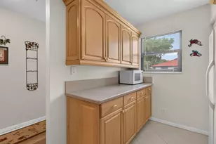 509 NW 36th Ave, Deerfield Beach, FL 33442 - Photo 11