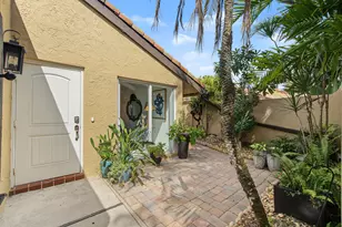 5987 Patio Dr, Boca Raton, FL 33433 - Photo 9