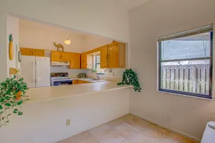 1092 Raintree Ct, Palm Beach Gardens, FL 33410 - Photo 11