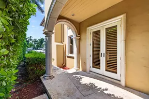 67 Royal Palm Dr, Fort Lauderdale, FL 33301 - Photo 101