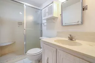 8 Garden St, Tequesta, FL 33469 - Photo 13