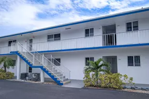 8 Garden St, Tequesta, FL 33469 - Photo 21