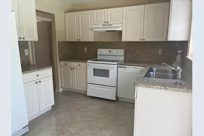 1401 SE Belcrest Street, Port Saint Lucie, FL 34952 - Photo 9