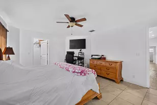 17546 Prado Blvd, The Acreage, FL 33470 - Photo 15