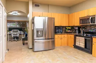 8422 NW 140th Terrace, Miami Lakes, FL 33016 - Photo 3