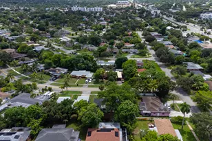 810 Wyoming Ave, Fort Lauderdale, FL 33312 - Photo 7