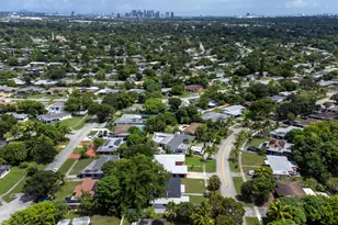 810 Wyoming Ave, Fort Lauderdale, FL 33312 - Photo 9