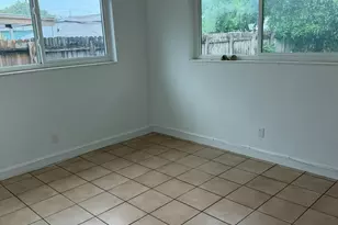160 NW 43rd Ct, Oakland Park, FL 33309 - Photo 5