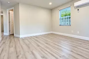 1028 18th St, West Palm Beach, FL 33407 - Photo 5