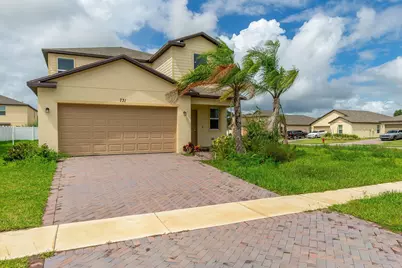 731 Carlyle Way, Fort Pierce, FL 34947 - Photo 1