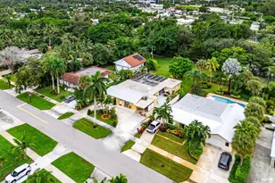 949 Laurel Rd, North Palm Beach, FL 33408 - Photo 39