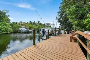 949 Laurel Rd, North Palm Beach, FL 33408 - Photo 1