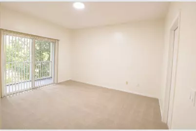 2927 Crestwood Terrace #7201, Margate, FL 33063 - Photo 13