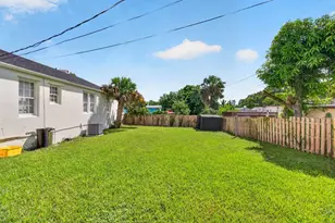 826 37th St, West Palm Beach, FL 33407 - Photo 33