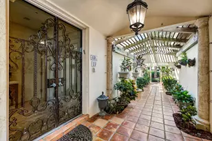 13 Sloans Curve Dr, Palm Beach, FL 33480 - Photo 3