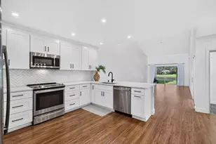 6391 Toulon Dr, Boca Raton, FL 33433 - Photo 5