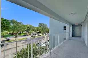 3010 N Course Dr, Pompano Beach, FL 33069 - Photo 51