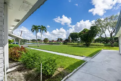 27 Waterford B, Delray Beach, FL 33446 - Photo 17