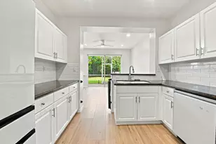 5643 NW 125th Ave, Coral Springs, FL 33076 - Photo 11