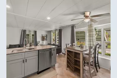 187 W Caribbean, Port Saint Lucie, FL 34952 - Photo 11