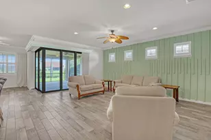 238 SE Longview Dr, Port Saint Lucie, FL 34984 - Photo 5