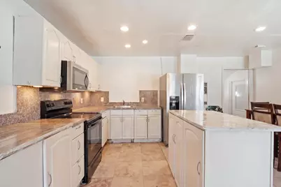 1023 N 25th Avenue, Hollywood, FL 33020 - Photo 3