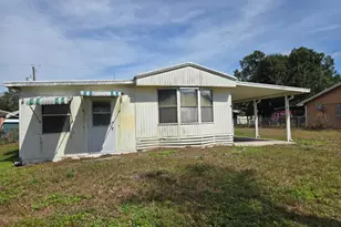 4209 SE 23rd Ct, Okeechobee, FL 34974 - Photo 1