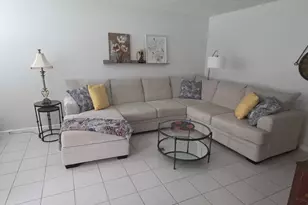 1004 Newport G, Deerfield Beach, FL 33442 - Photo 1