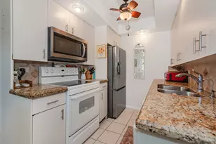 1004 Newport G, Deerfield Beach, FL 33442 - Photo 7