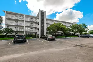 1004 Newport G, Deerfield Beach, FL 33442 - Photo 25