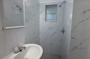 1239 NE 110th St, Miami, FL 33161 - Photo 7