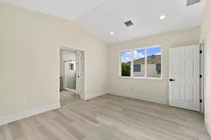 1888 SE 14th St, Homestead, FL 33035 - Photo 27