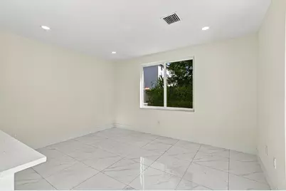 1888 SE 14th Street, Homestead, FL 33035 - Photo 15
