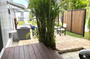 610 Frangipani Ln, Deerfield Beach, FL 33442 - Photo 25
