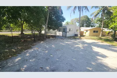 198 SE 27th Court #W, Boynton Beach, FL 33435 - Photo 5