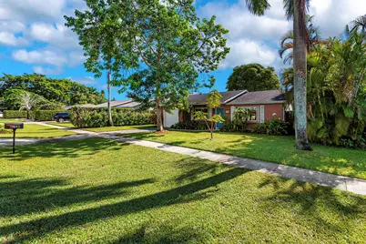 19442 Colorado Circle, Boca Raton, FL 33434 - Photo 29