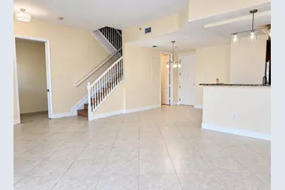 2633 NE 14th Avenue #109, Wilton Manors, FL 33334 - Photo 7