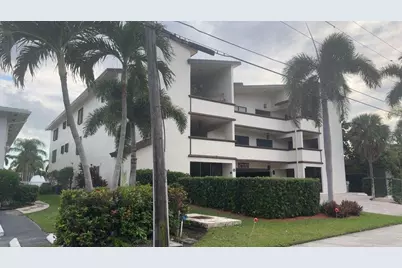 3208 SE 12th Street #301, Pompano Beach, FL 33062 - Photo 5