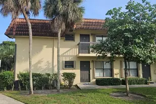 10069 NW 4th St, Pembroke Pines, FL 33024 - Photo 1