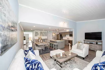 129 Old Meadow Way, Palm Beach Gardens, FL 33418 - Photo 5
