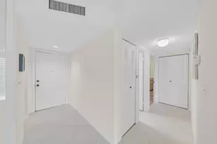 5280 Las Verdes Cir, Delray Beach, FL 33484 - Photo 17
