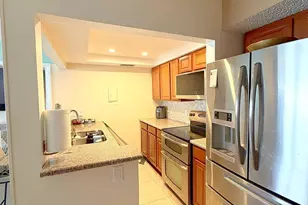 7069 Golf Colony Ct, Lake Worth, FL 33467 - Photo 11