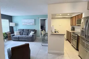 7069 Golf Colony Ct, Lake Worth, FL 33467 - Photo 9