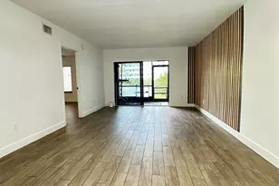 351 Club Cir, Boca Raton, FL 33487 - Photo 13