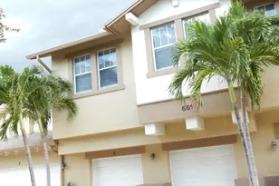 661 Corte Madera Ln, West Palm Beach, FL 33401 - Photo 25