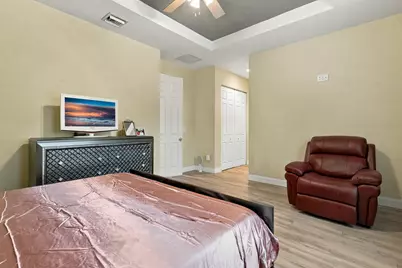 1086 NW Leonardo Circle, Port Saint Lucie, FL 34986 - Photo 23
