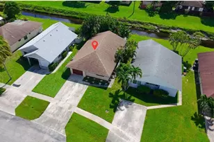 1435 S Summit Run Circle, West Palm Beach, FL 33415 - Photo 35