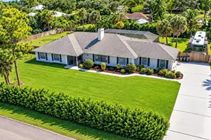 8606 Arrowhead Dr, Lake Worth, FL 33467 - Photo 1