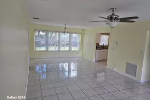 3360 NE 19th Ave, Oakland Park, FL 33306 - Photo 11